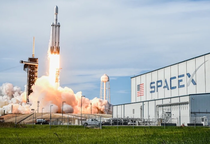 SpaceX debuting on Wall Street, Musk may become trillionaire