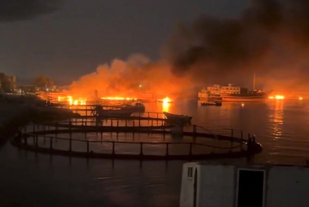 US & Iran exchange intensifying fire across the Gulf