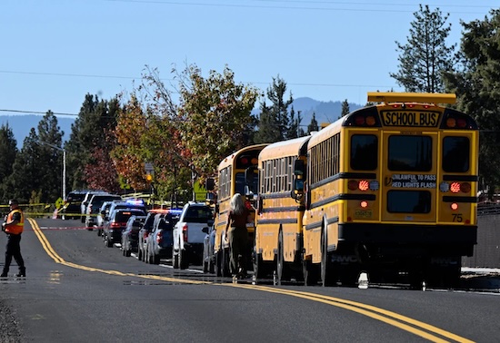3 children, 1 adult killed in Oregon elementary school shooting