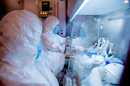 Top Scientist Sounds Grim Alarm Over Russia’s ‘Plague’ Mystery
